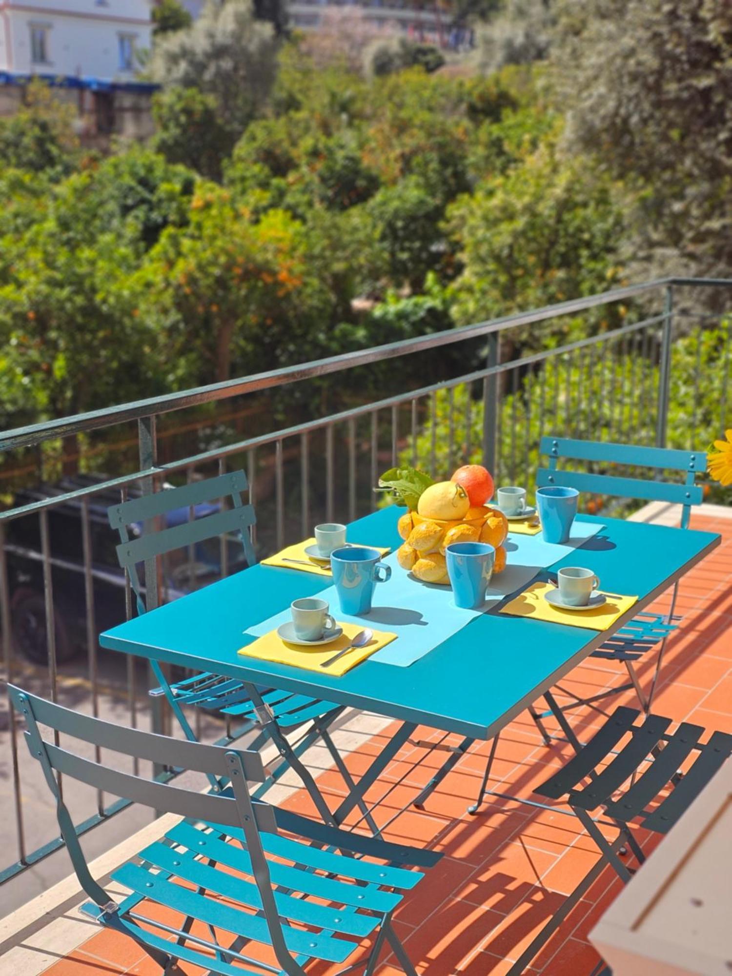 Sunny Flat Appartement Sorrento Buitenkant foto